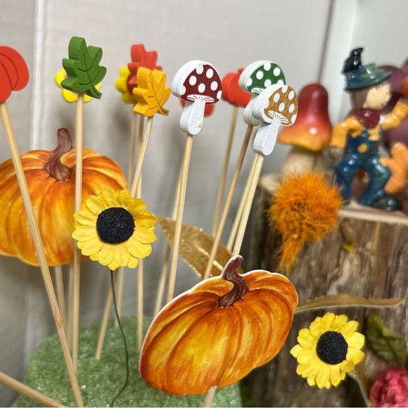 HELLO FALL FAIRY GARDEN GNOME VILLAGE GIFT SET - Picture 5 of 16